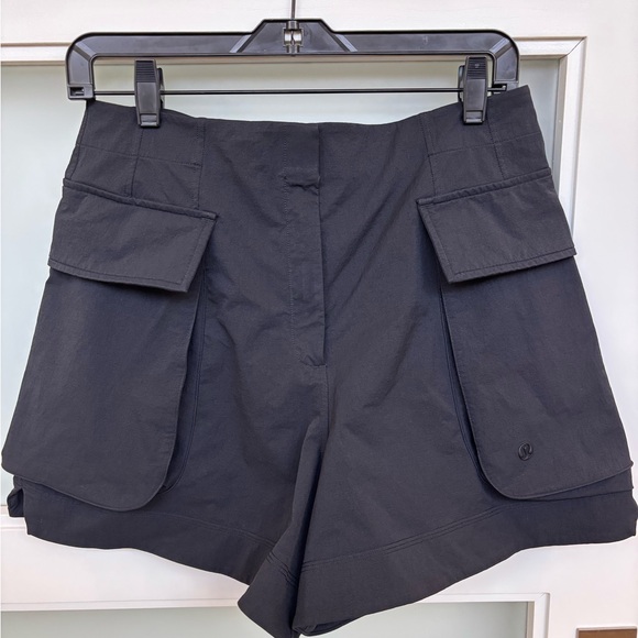 Lululemon Women's Black Shorts - Picture 4 of 6